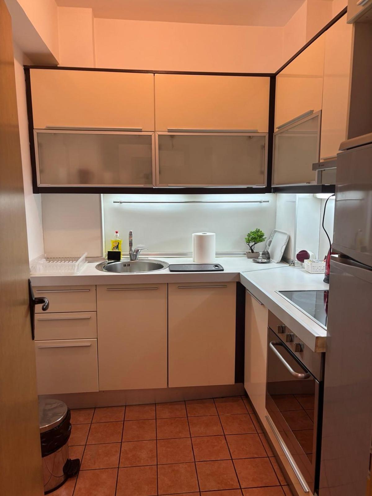 Lovely Square Apartment Purple Velvet Σκόπια Εξωτερικό φωτογραφία