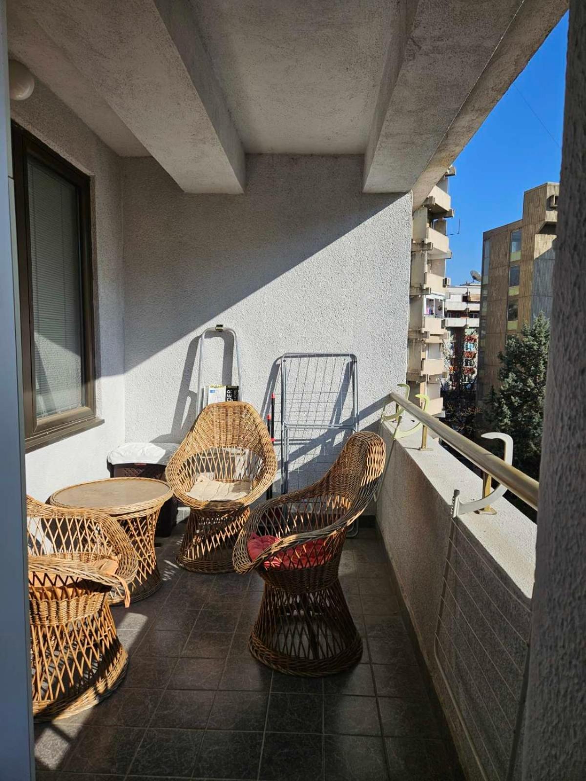 Lovely Square Apartment Purple Velvet Σκόπια Εξωτερικό φωτογραφία